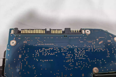 東芝16t SATA MG08ACA16TE企業(yè)級(jí)硬盤